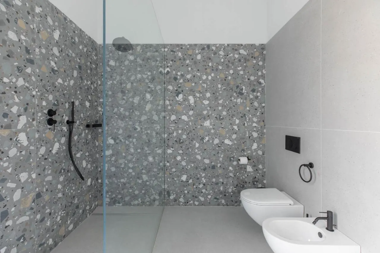 Iflat Elegance And Comfort In Monti Rom
