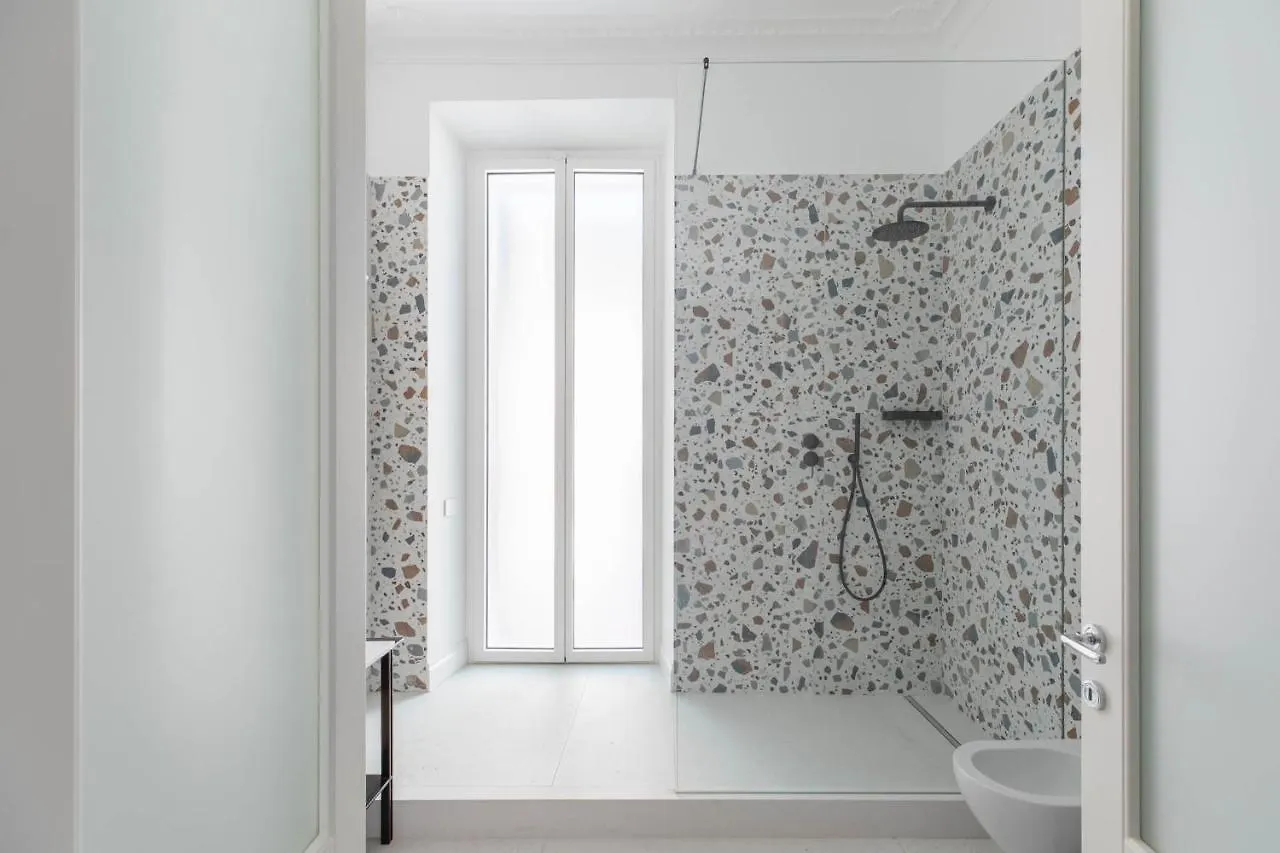 Iflat Elegance And Comfort In Monti Rome Appartement